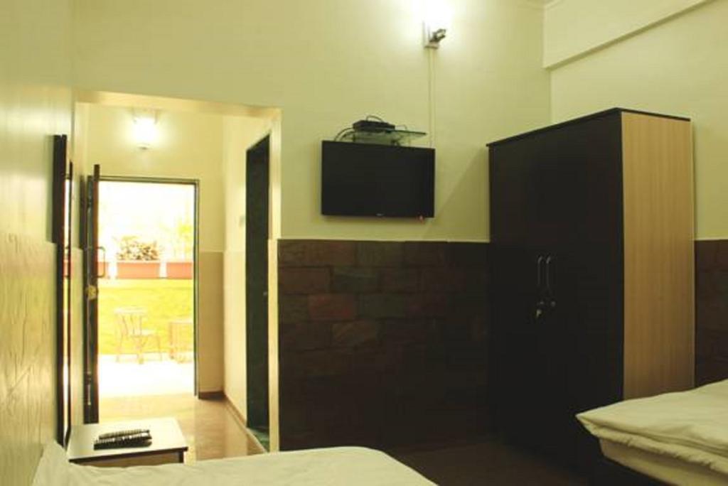 Urban Ville Hotel Pune Exterior foto
